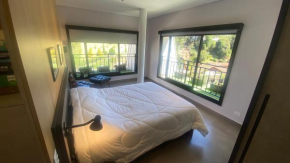 HOSTYN - Star 213 - Apartamento novo , bem decorado , com linda vista e muito próximo ao Capivari